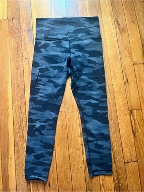 Athleta Elation 7/8 camo legging